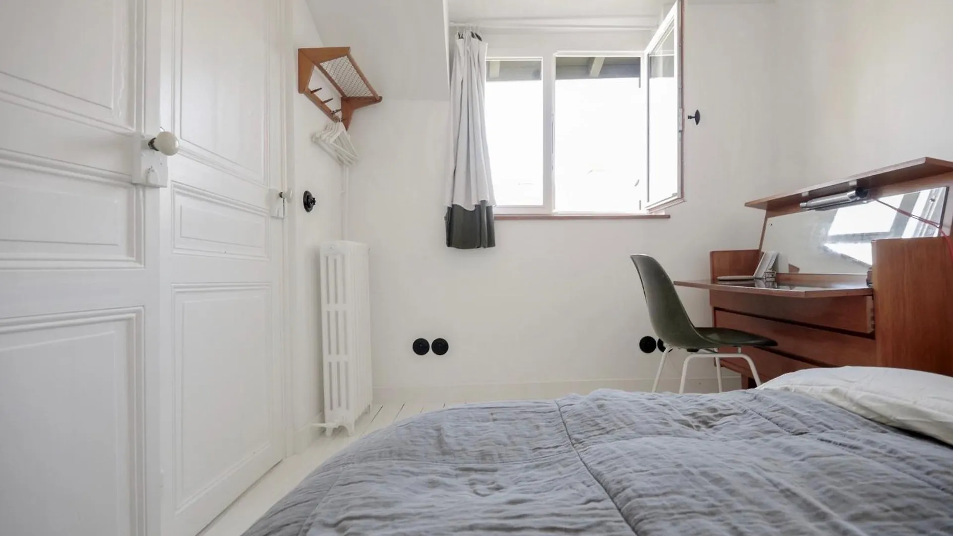 Bed and Breakfast Maison Mouz Paris 0*,  Frankreich